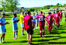 (NOGOMET-MNL MS): Tromejnik pred svojimi navijači premagal novopečene prvake